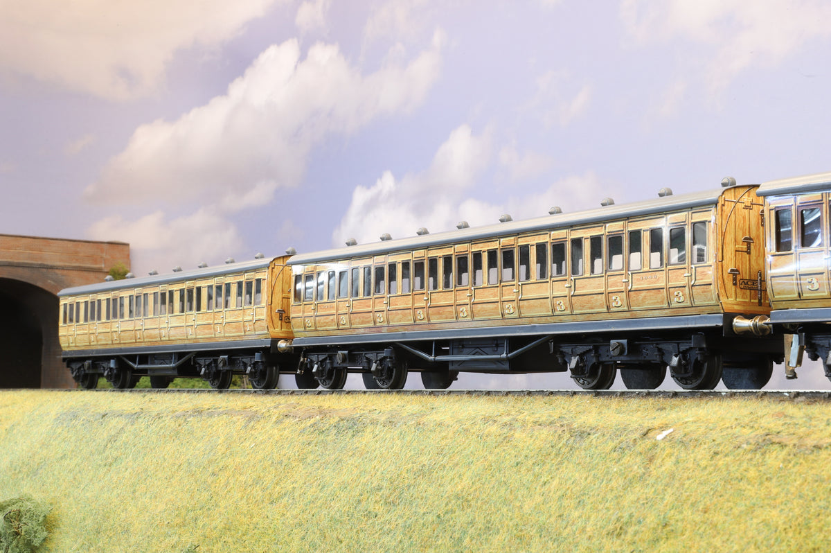 Ace Trains Coarse Scale O Gauge LNER Coach Set C/ILNER