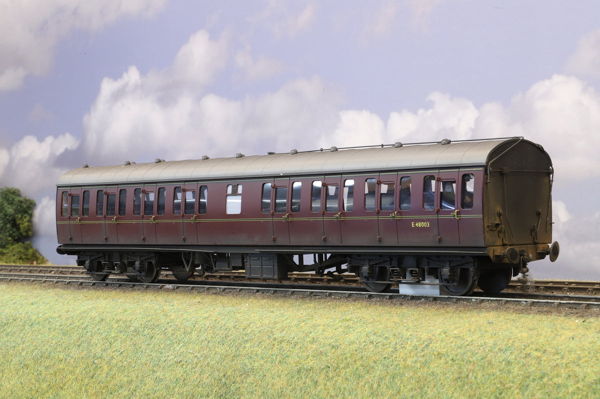 Darstaed Finescale O Gauge BR 57' Mk1 Suburban Second Lavatory Open, BR Lined Maroon, E48003, Weathered