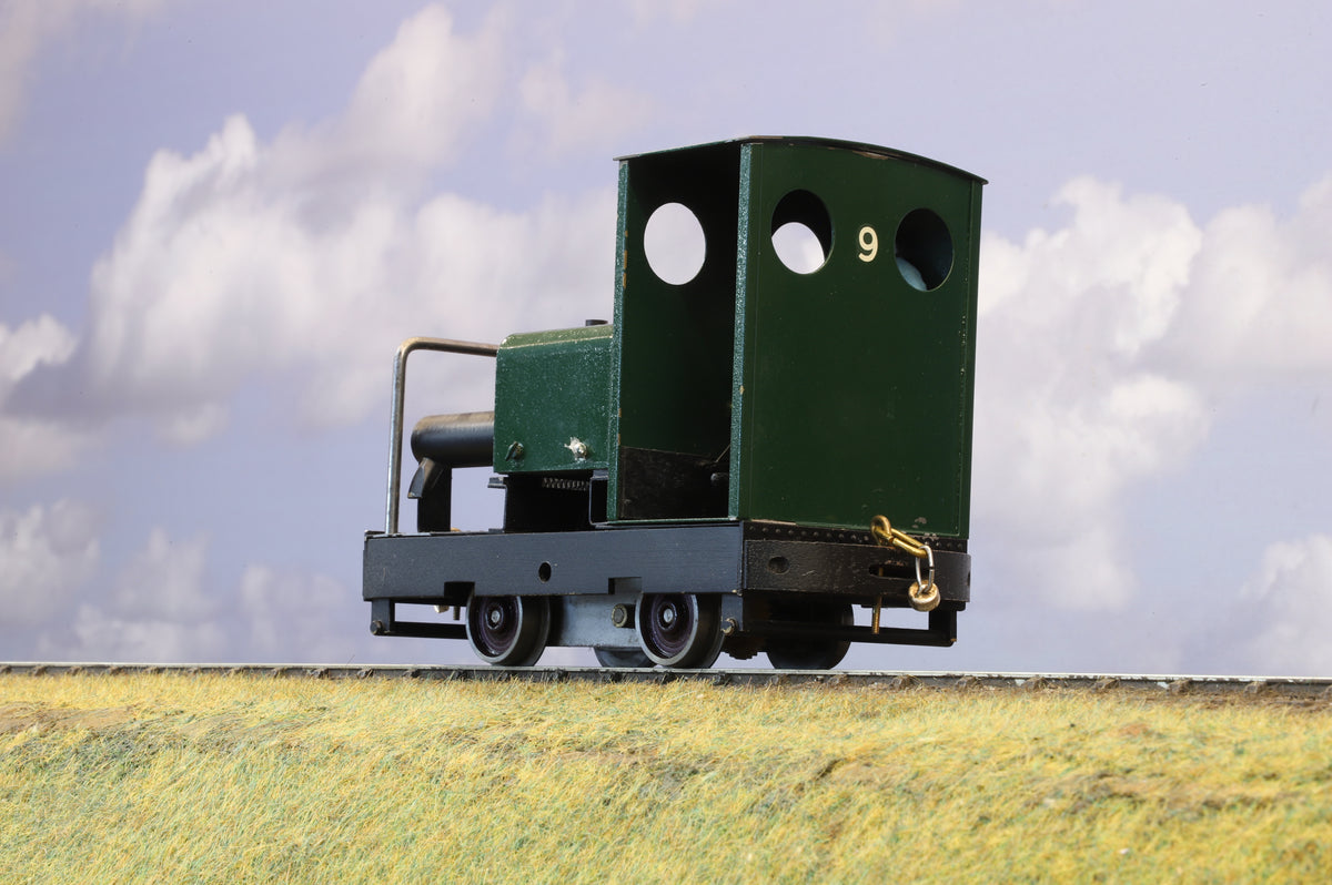 Kit/Scratch-Built 16mm Narrow Gauge Diesel Hydraulic Shunter 0-4-0, Green