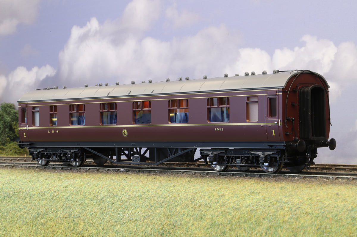 MTH Finescale O Gauge Rake of Four LMS Coaches, MTH 22-60060