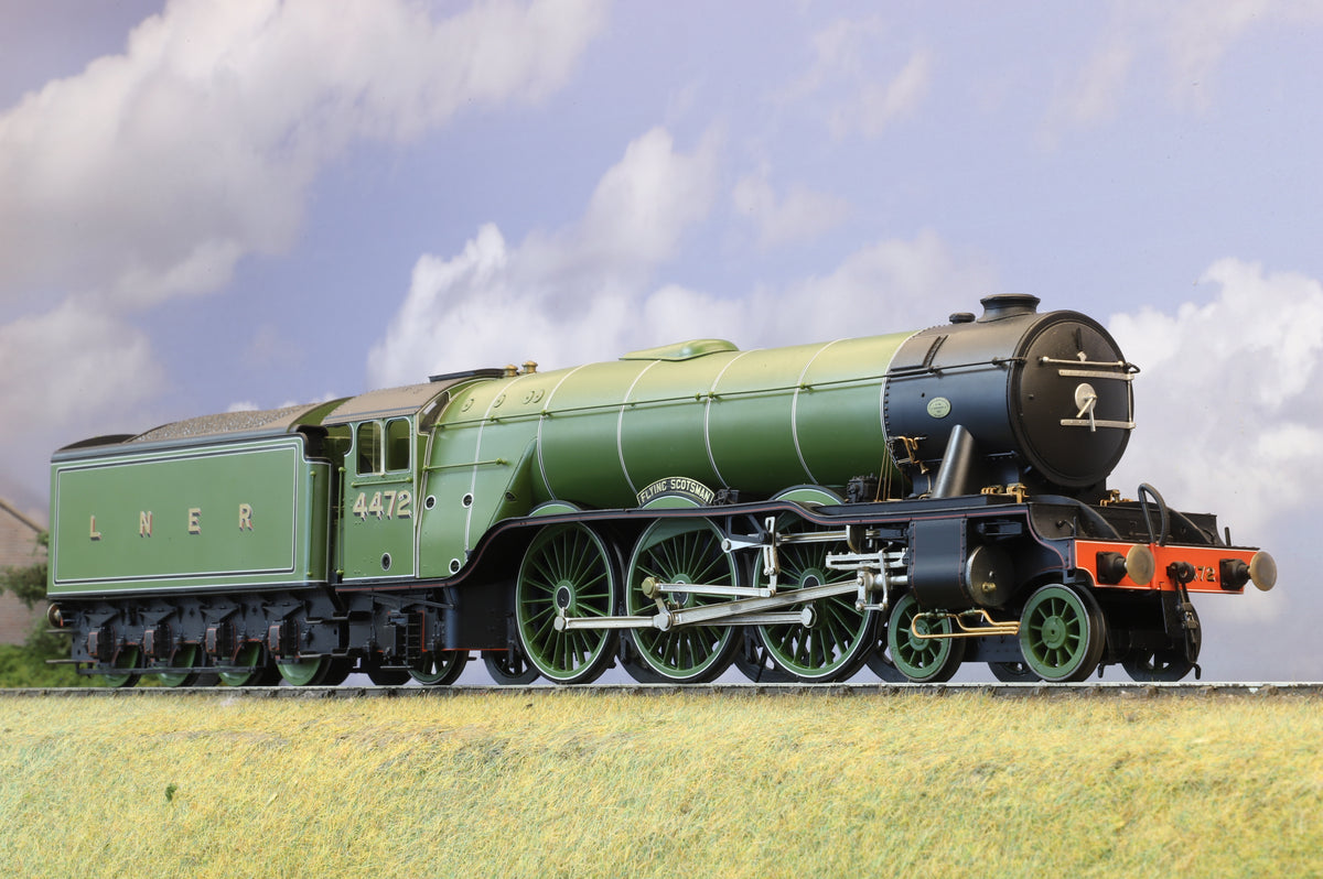 Hattons Finescale O Gauge Class A3 No. 4472 &#39;Flying Scotsman&#39; LNER Green DCC Sound