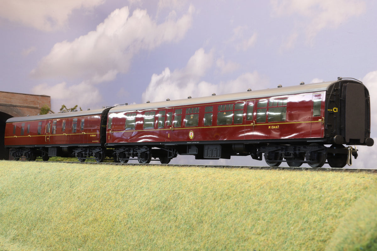 Aquitrain Finescale O Gauge Pair of BR Mk1 Coaches, BR Maroon