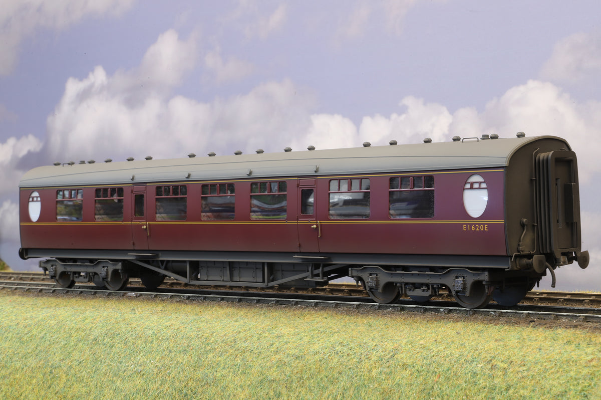 Golden Age Models Finescale O Gauge Peppercorn Class A2 No. 60528 'Tudor Minstrel' BR Green Late Crest DCC Sound & Smoke + Darstaed Rake of 5 Thompsons Pro-Weathered