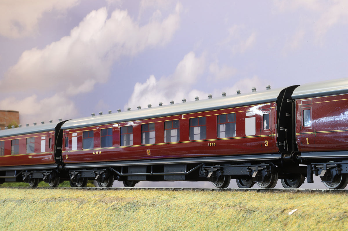 Ace Trains Coarse Scale O Gauge LMS Stanier Three Coach Set (2-/3-Rail)