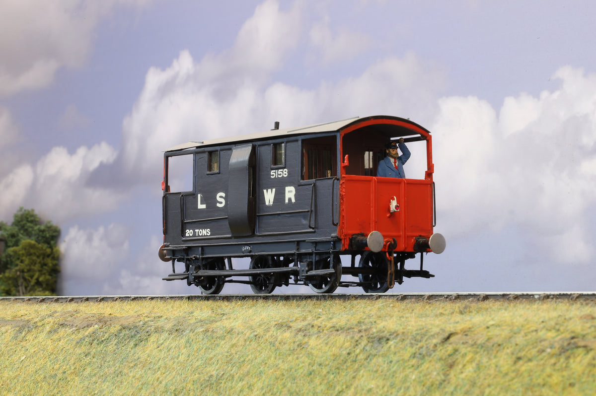 Finescale O Gauge (Kit-Built) LSWR 20T Brake Van (Cast Metal Construction)