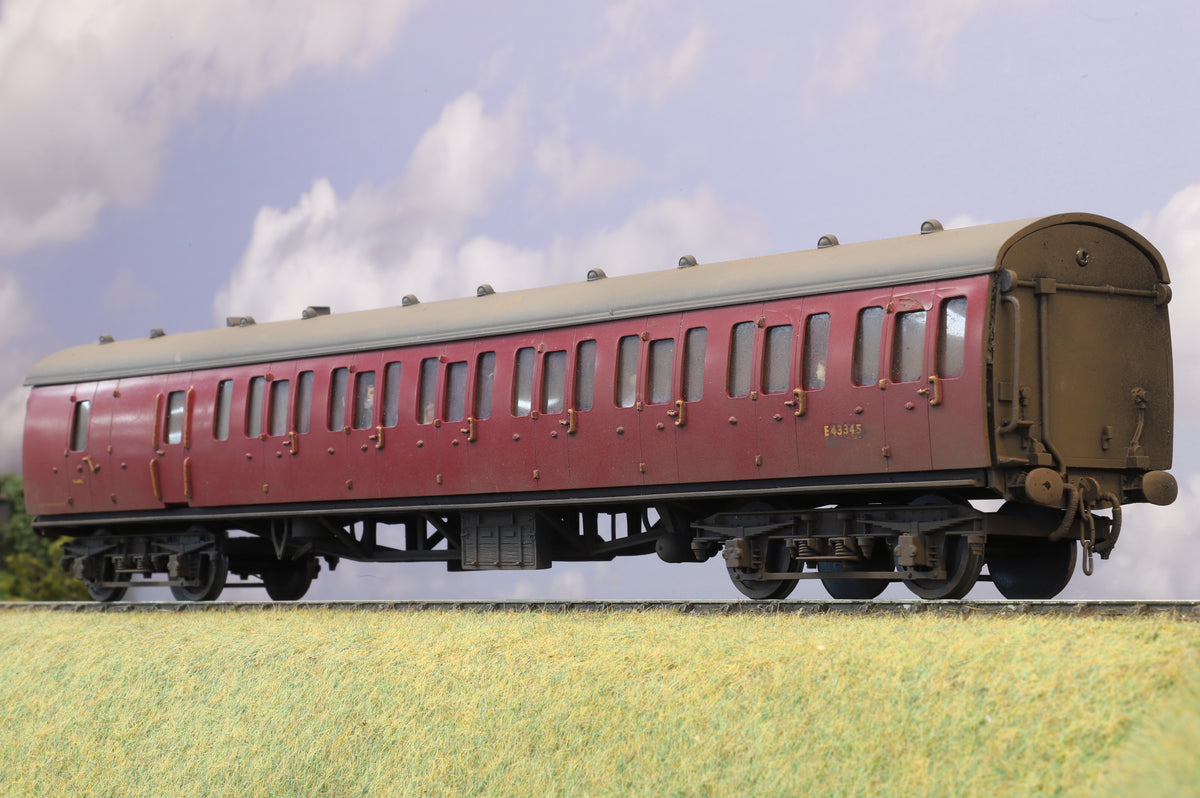 Easybuild Finescale O Gauge (Kit-Built) Trio of 60ft Suburbans