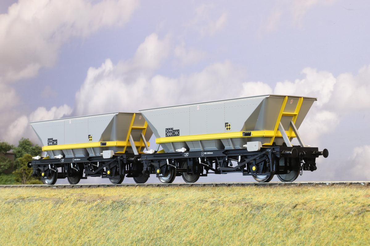 Pair of Dapol Finescale O Gauge HAA Coal Wagons, Yellow Cradle