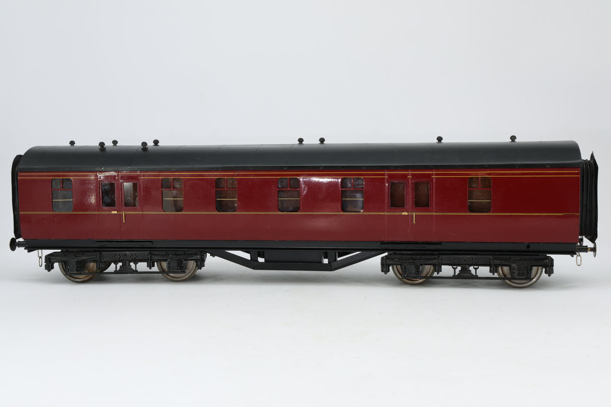Curlew Coaches Gauge 1 LMS 50ft Catering Vehicle Lined Maroon