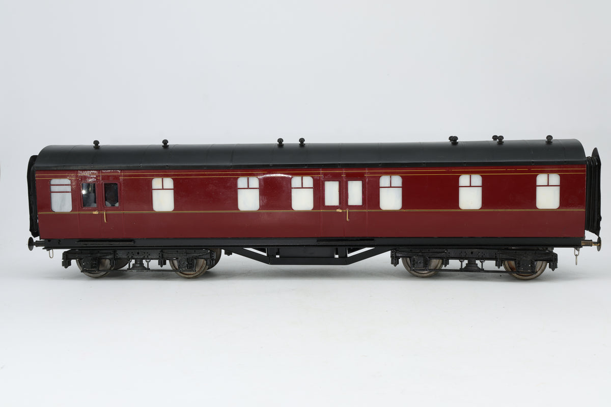 Curlew Coaches Gauge 1 LMS 50ft Catering Vehicle Lined Maroon