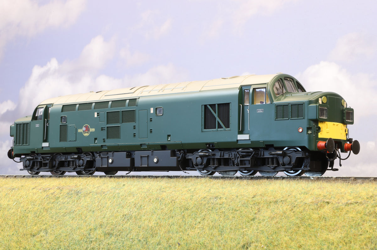 Heljan 3700 Finescale O Gauge Class 37 Unnumbered BR Green, Split Head Code (Copy)