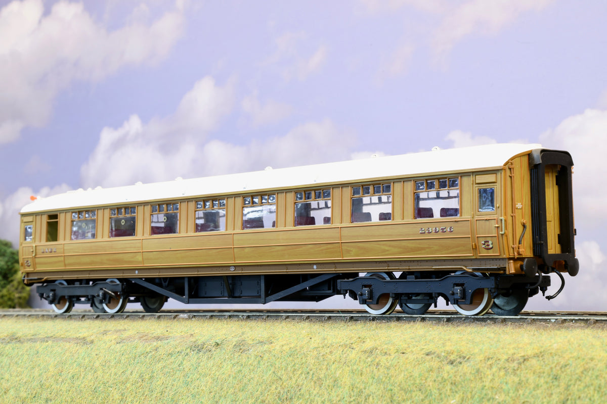 Hattons Finescale O Gauge Gresley Teak Open Third No.23956