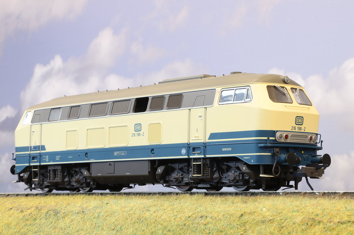 Lenz Finescale O Gauge German Railways Class V160 (DB Class 216) Diesel No. 198 DCC Sound