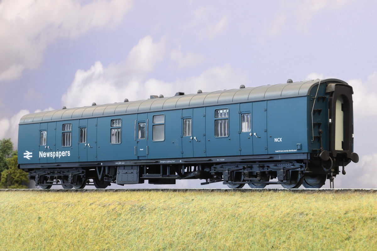 Heljan Finescale O Gauge 57&#39; MK1 BG BR Blue &#39;Newspapers&#39; Unnumbered