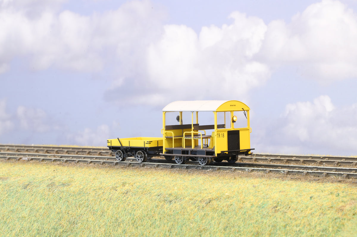 Finescale O Gauge Ellis Clark Trains Wickham Trolley & Trailer, BR Yellow No. TR18, DCC Sound