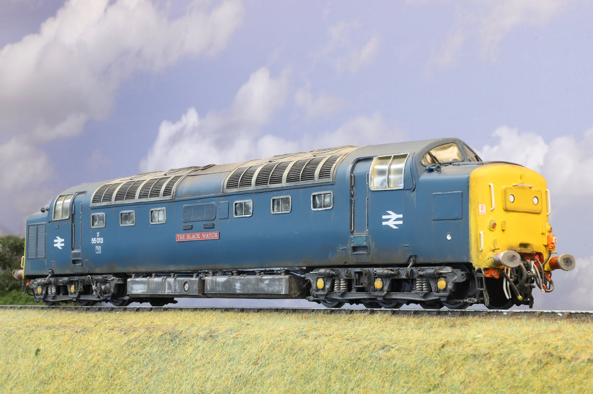 DJH (Kit-Built) Finescale O Gauge Class 55 Deltic No.55013 &#39;The Black Watch&#39;