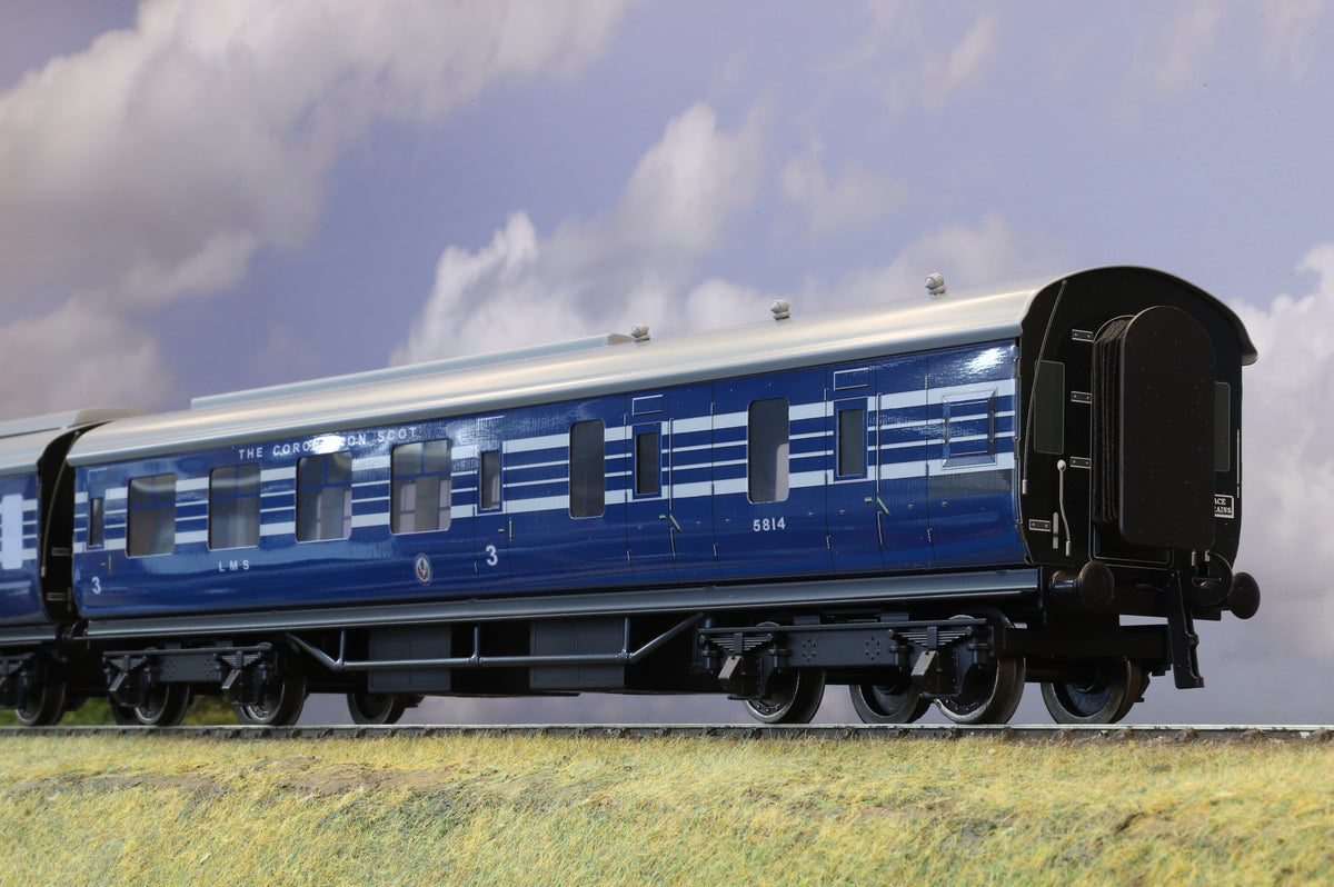 Ace Trains Coarse Scale O Gauge Rake of 9 x LMS 'Coronation' Coaches