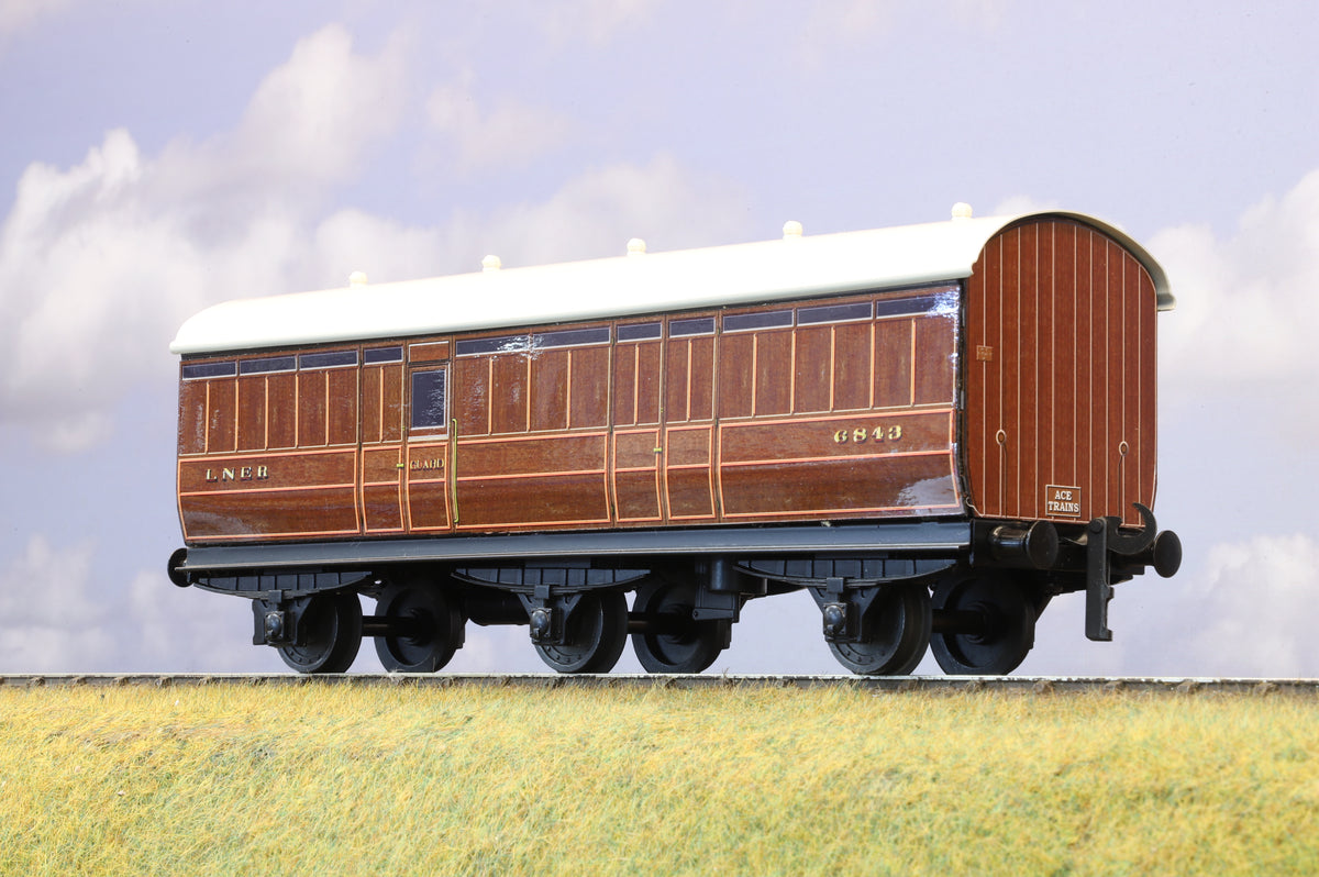 ACE Trains Coarse Scale O Gauge LNER Luggage Brake Van