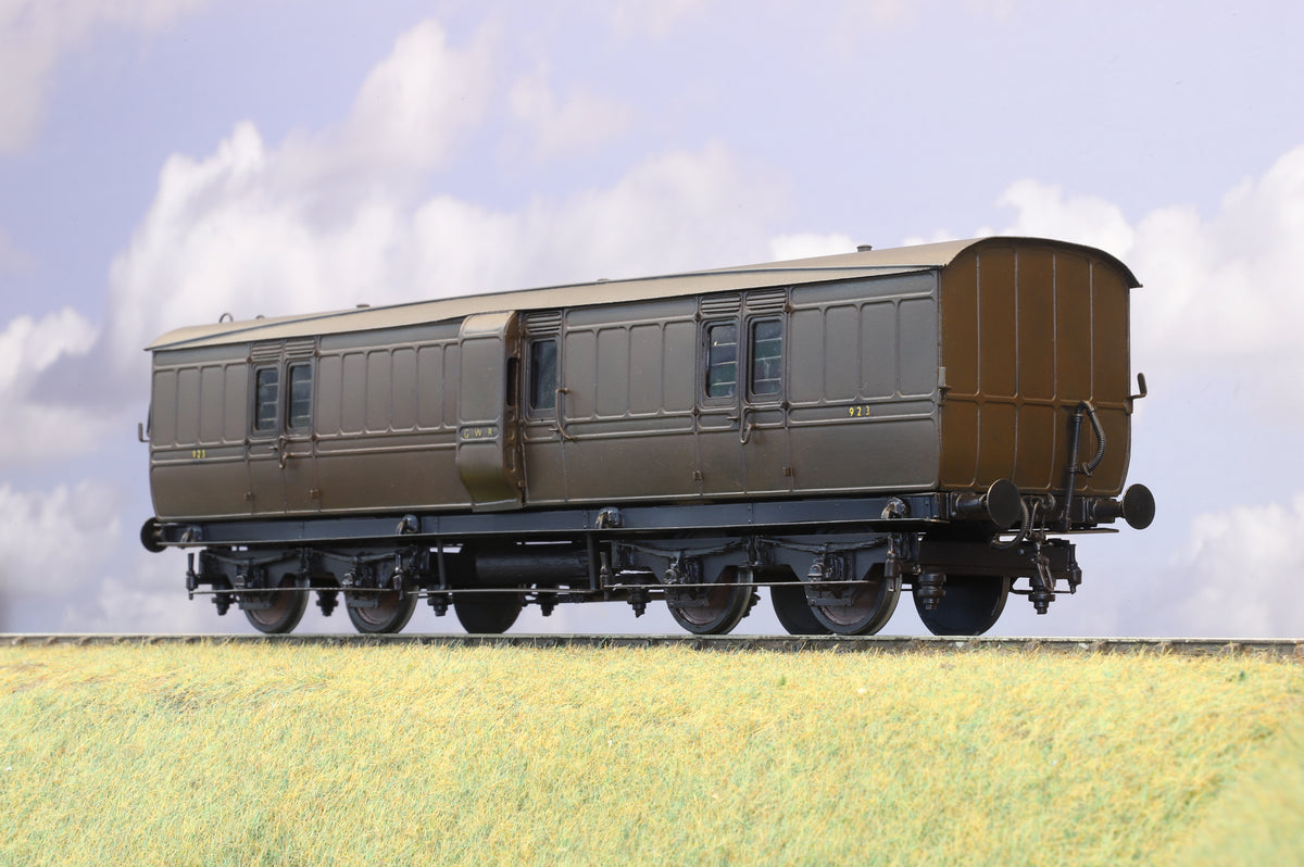 Finescale O Gauge (Kit-Built) GWR Dia K4 40ft Full Brake Coach No. 923 (Brass Construction)