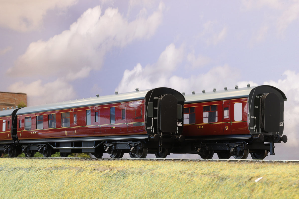Ace Trains Coarse Scale O Gauge LMS Stanier Three Coach Set (2-/3-Rail)