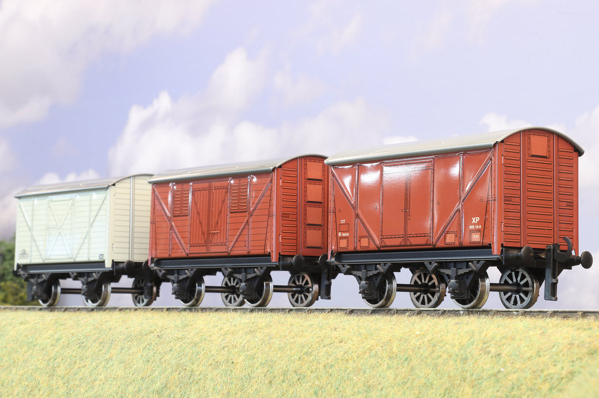 Bassett-Lowke Coarse Scale O Gauge BR Set of 3 12 Ton Ventilated Goods Vans (2/3 Rail)
