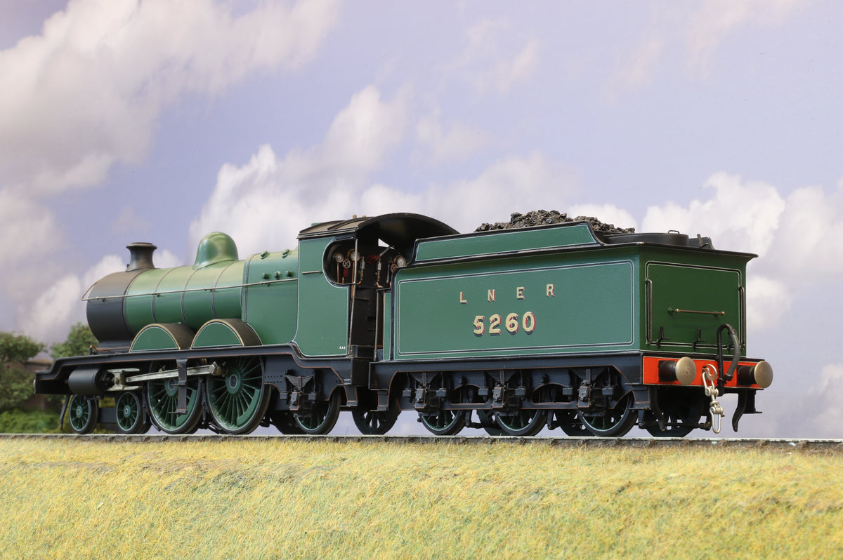 Kit-built Finescale O Gauge ex-GCR Robinson C4 Atlantic No. 5260 LNER Green