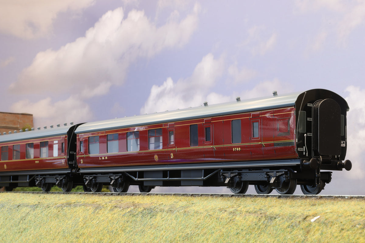 Ace Trains Coarse Scale O Gauge LMS Stanier Three Coach Set (2-/3-Rail)