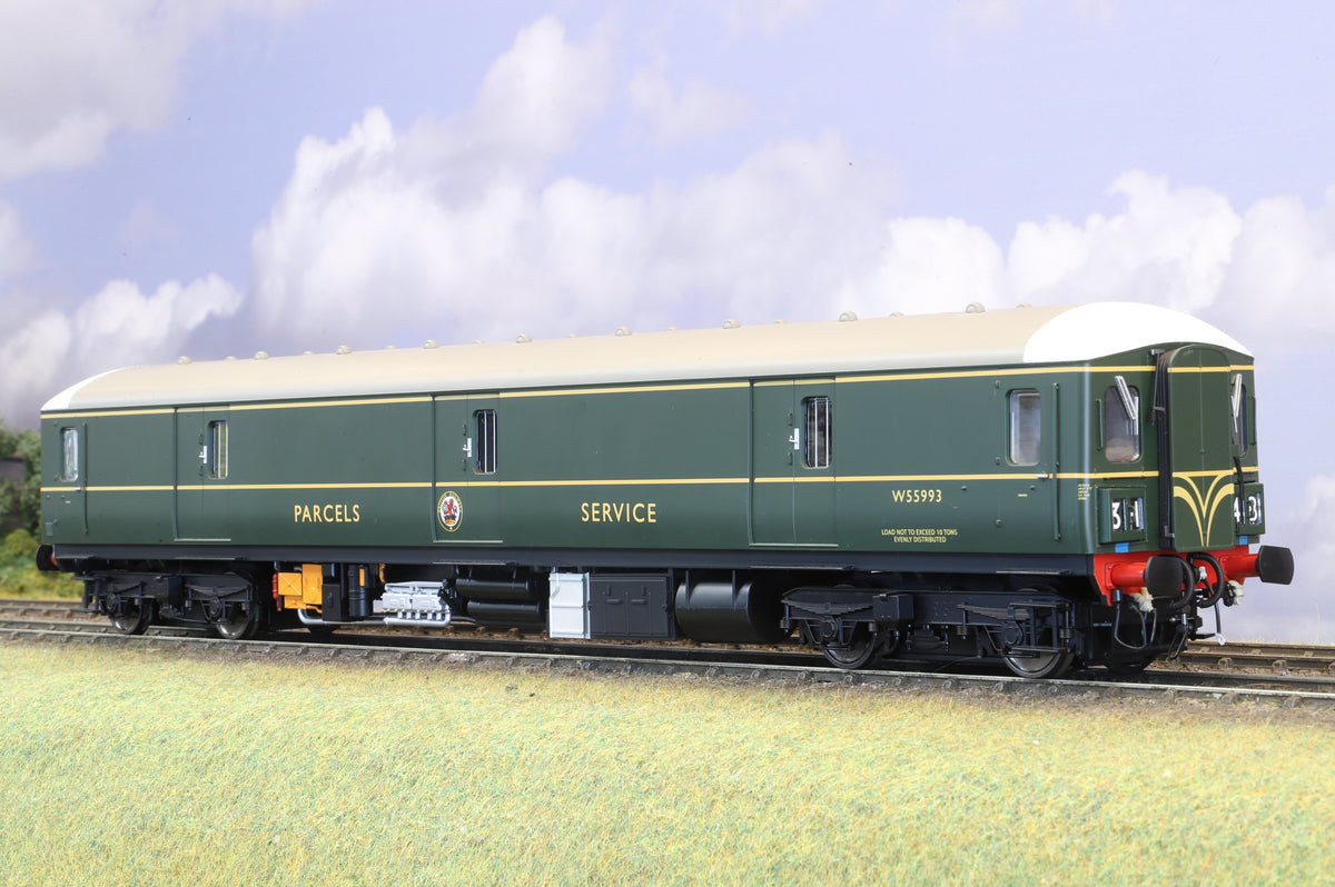 Heljan Finescale O Gauge Class 128 Diesel Parcels Unit BR Green with Speed Whiskers No.W55993
