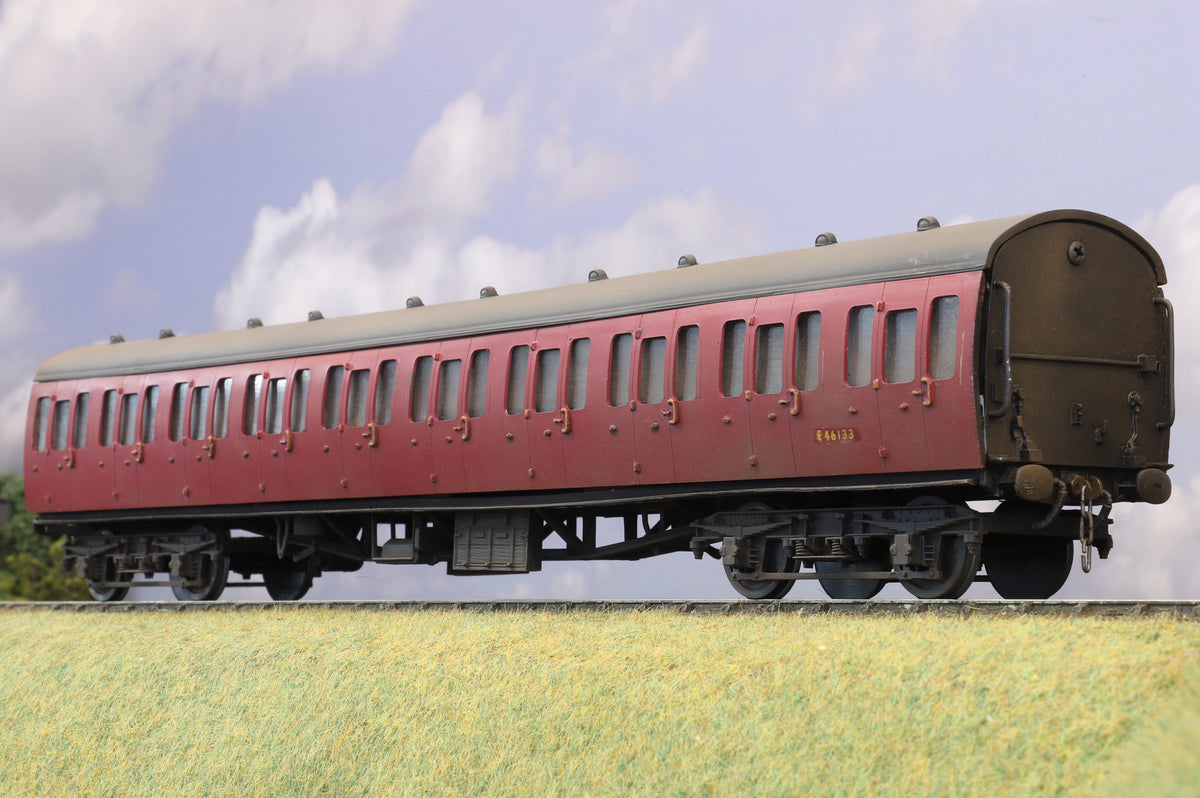 Easybuild Finescale O Gauge (Kit-Built) Trio of 60ft Suburbans