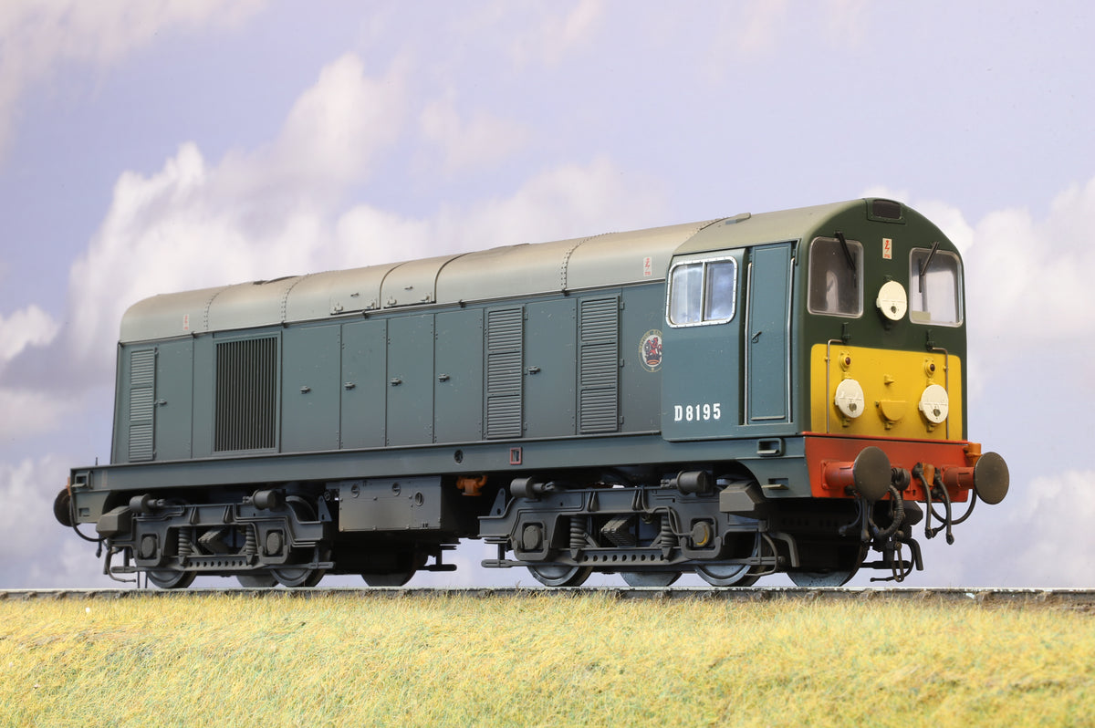 Heljan Finescale O Gauge Class 20 No. D8195 BR Green (Small Yellow Panels) Weathered