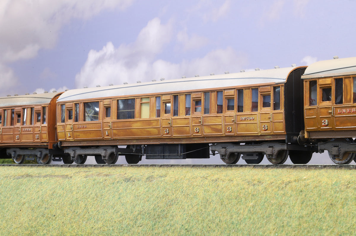 WORKSHOP Finescale O Gauge (Kit-Built) Rake of 3 x Gresley Suburban Teaks