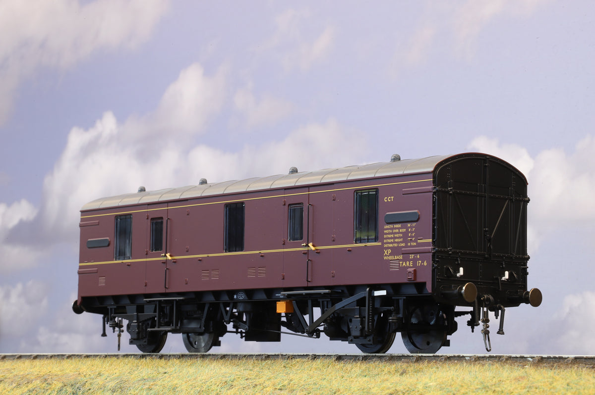 Heljan Finescale O Gauge MK1 CCT BR Maroon Unnumbered