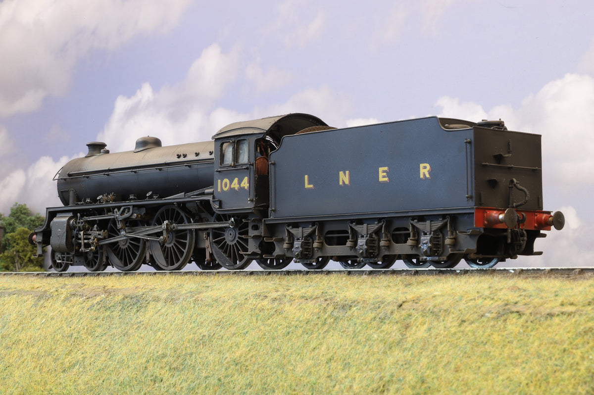 Finescale O Gauge (Kit-Built) LNER Class B1 No. 1044, Plain Black, Weathered