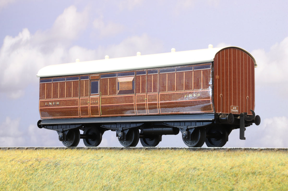 ACE Trains Coarse Scale O Gauge LNER Luggage Brake Van