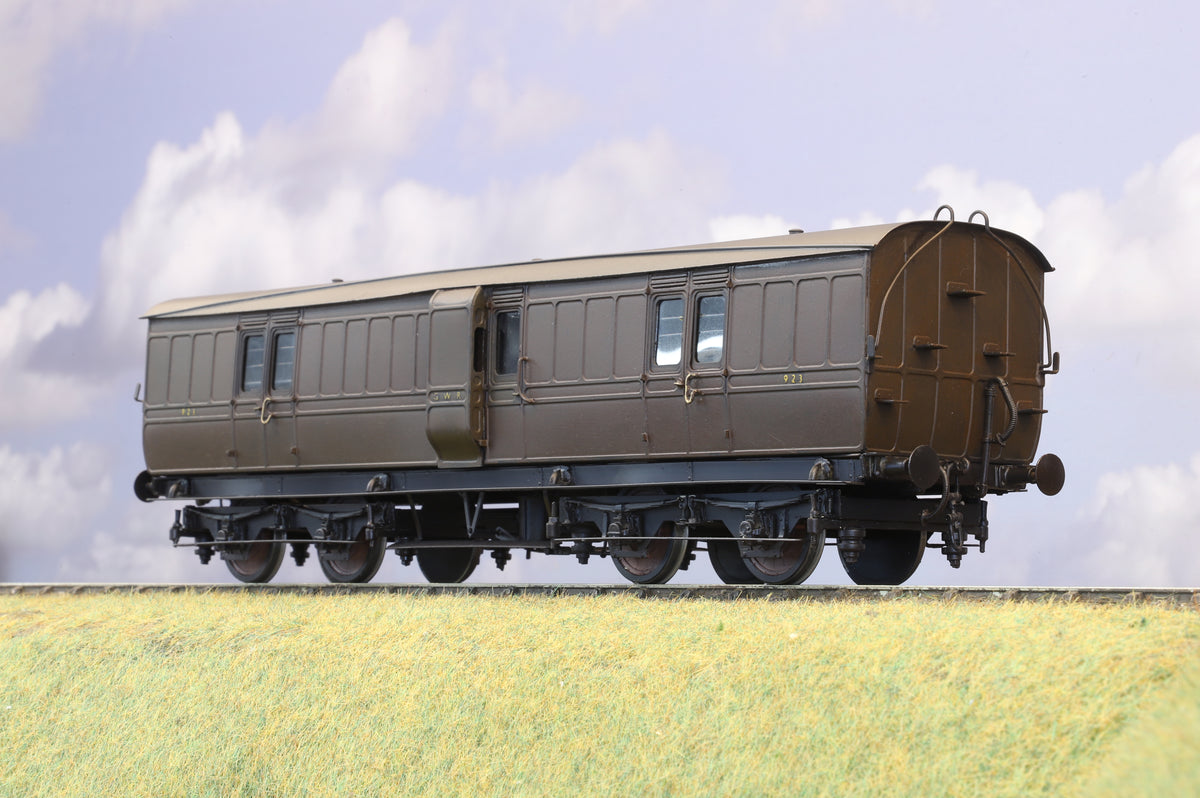 Finescale O Gauge (Kit-Built) GWR Dia K4 40ft Full Brake Coach No. 923 (Brass Construction)