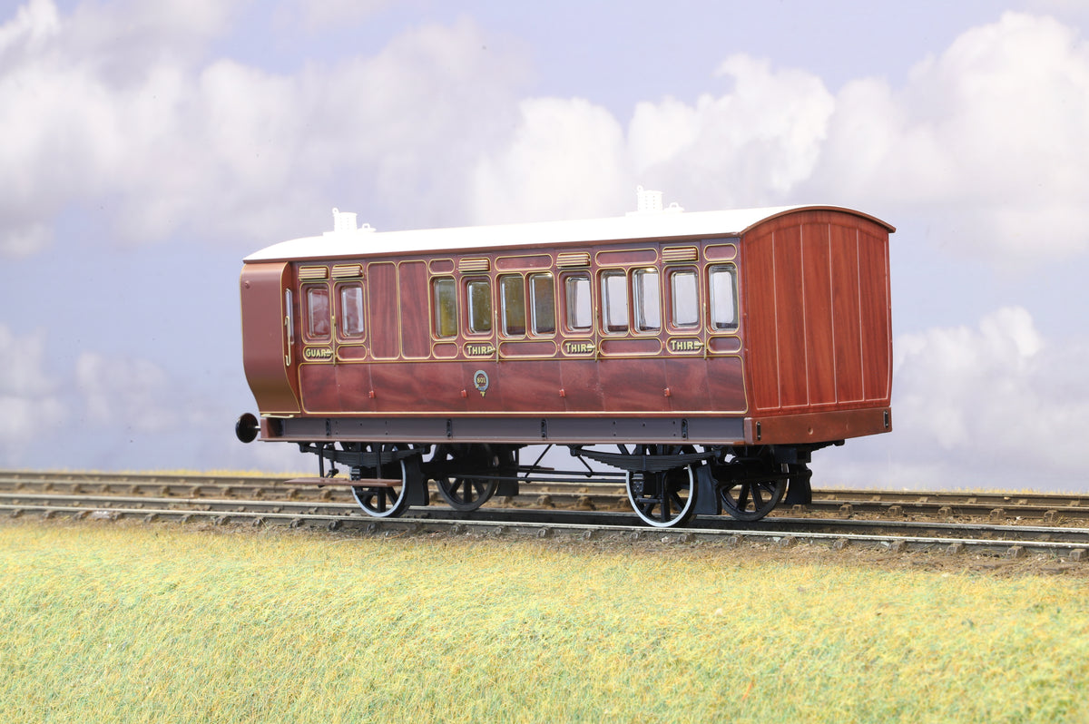 Dapol Finescale O Gauge Stroudley 4-Wheel Oil Lit Brake Coach No. 801 Mahogany (with Lights)