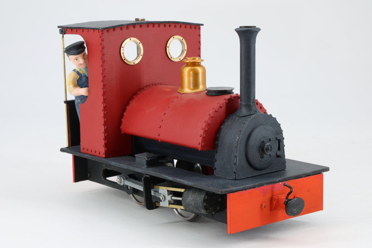 16mm (45mm Gauge) Kit Built 0-4-0 Tank Locomotive Red