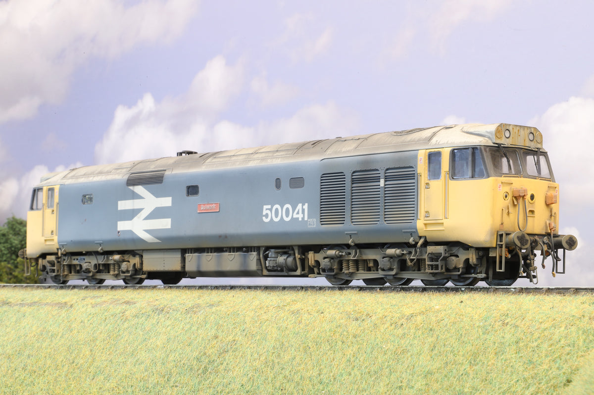 Heljan Finescale O Gauge Class 50 No. 50041 'Bulwark' BR Blue Large Logo, Weathered