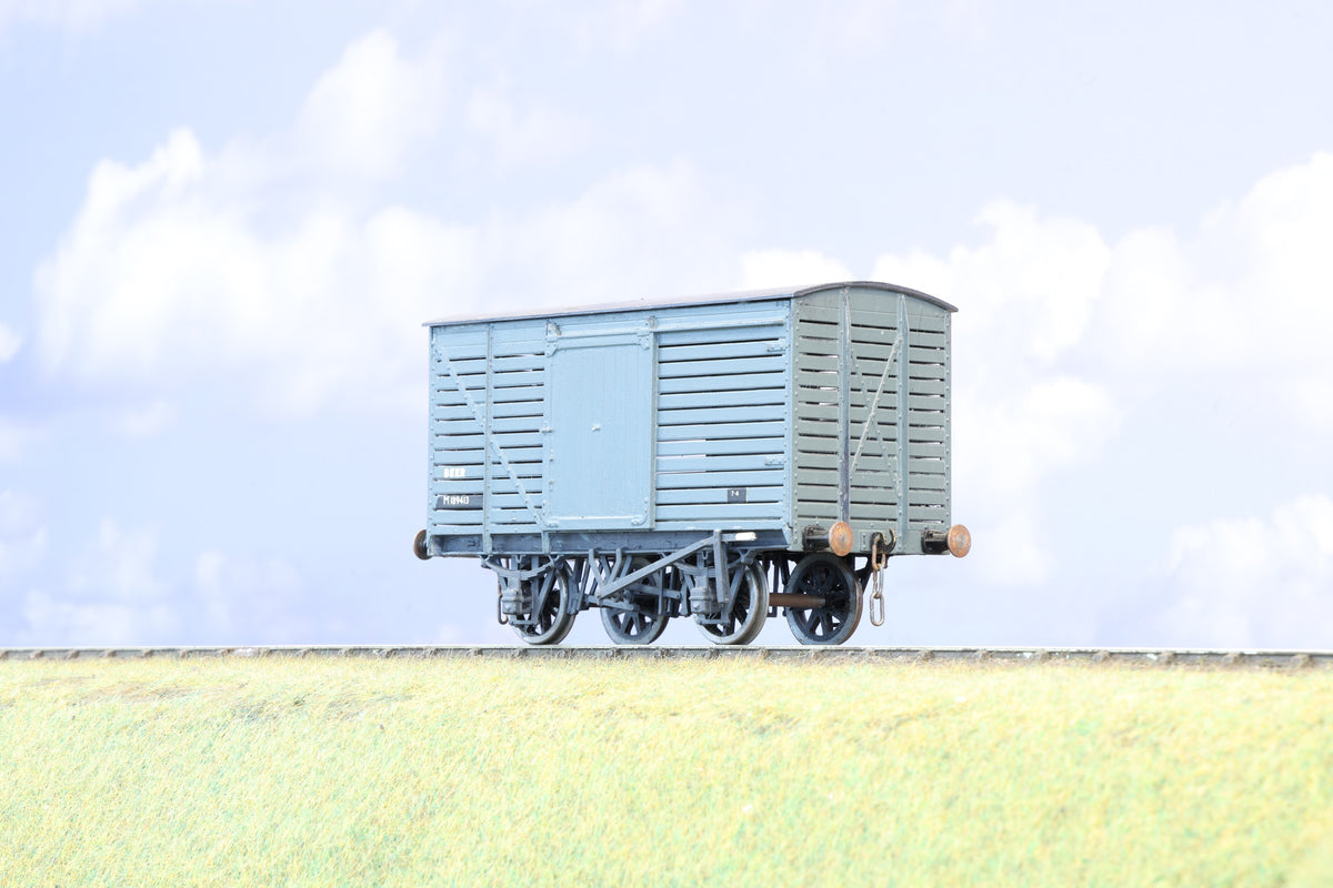 Finescale O Gauge (Kit-Built) ex-LMS Beer Van No. M189413, BR Goods Grey