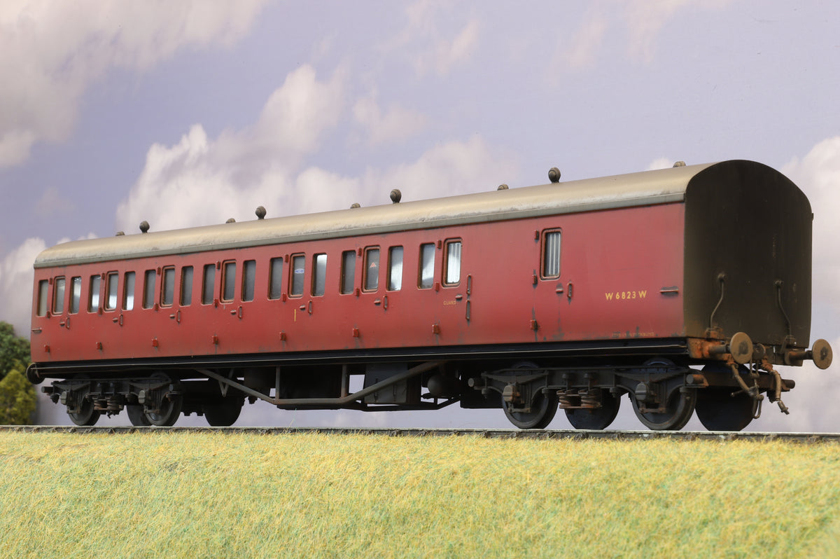 Finescale O Gauge (Kit-Built) BR (W) Suburban No. W6823W, Weathered