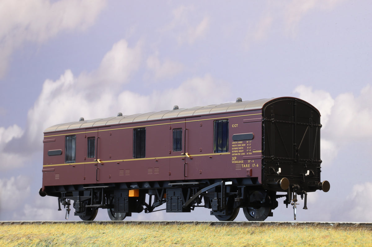 Heljan Finescale O Gauge MK1 CCT BR Maroon Unnumbered
