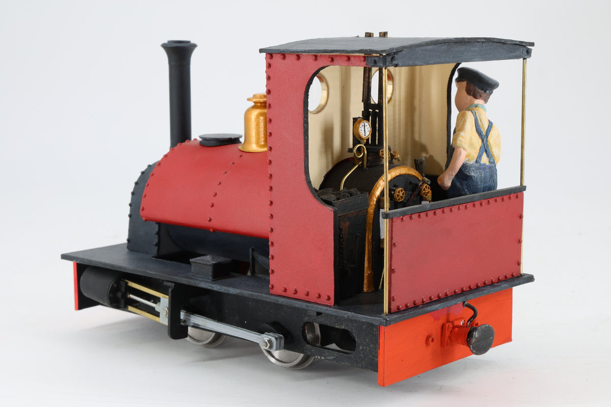 16mm (45mm Gauge) Kit Built 0-4-0 Tank Locomotive Red