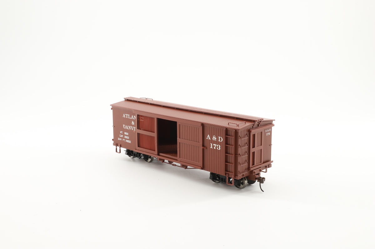 Spectrum/Bachmann On30 Ventilated Box Car (Atlantic & Danville)