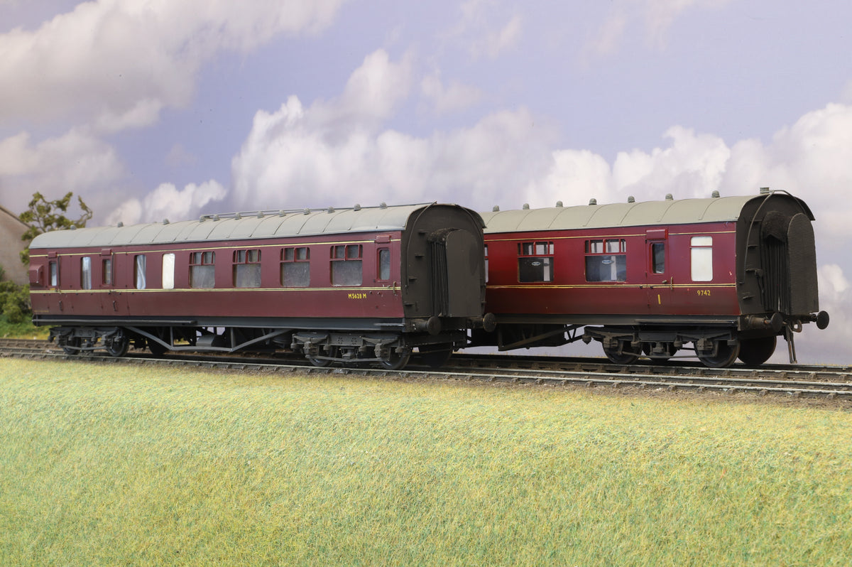 WORKSHOP Finescale O Gauge (Kit-Built) Pair of ex-LMS Period III Coaches BR Maroon
