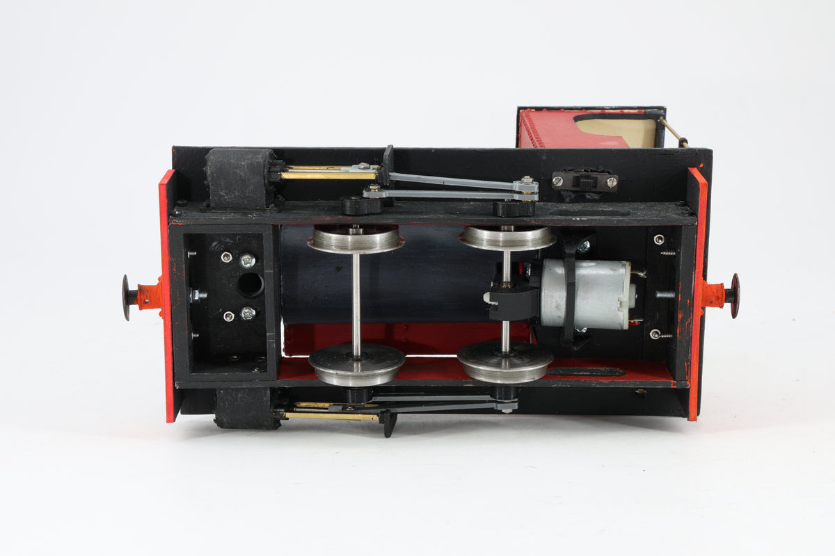 16mm (45mm Gauge) Kit Built 0-4-0 Tank Locomotive Red