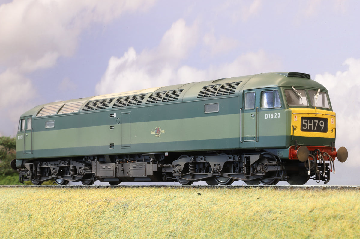 Heljan Finescale O Gauge Class 47 No. D1923 BR Green (Small Yellow Panels) Weathered