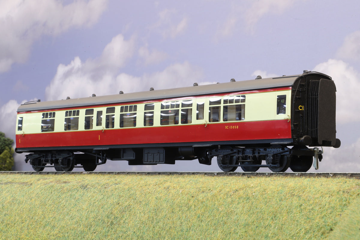 Aquitrain Finescale O Gauge Rake of Three BR Mk1 Coaches, Blood and Custard