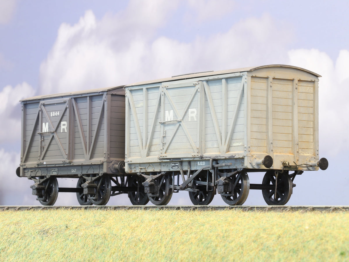 Finescale O Gauge (Kit-Built) Pair of Midland Railway Vans