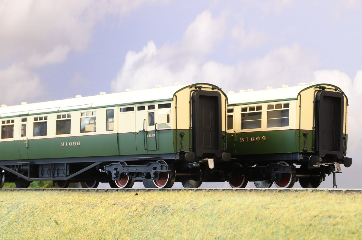 Kemilway Finescale O Gauge Pair of LNER Tourist Coaches (Buffet &amp; Brake Third)