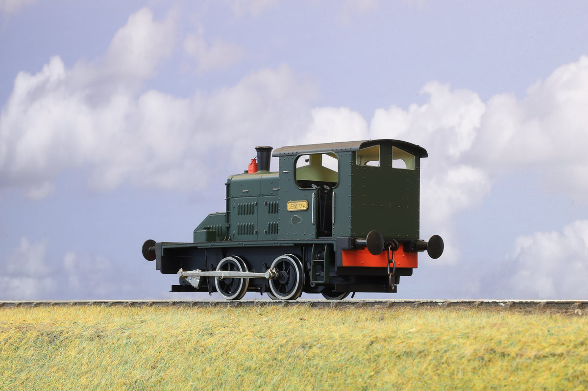 Ixion Finescale O Gauge Fowler 0-4-0 Diesel Mechanical Shunter Unlined Green, DCC Fitted