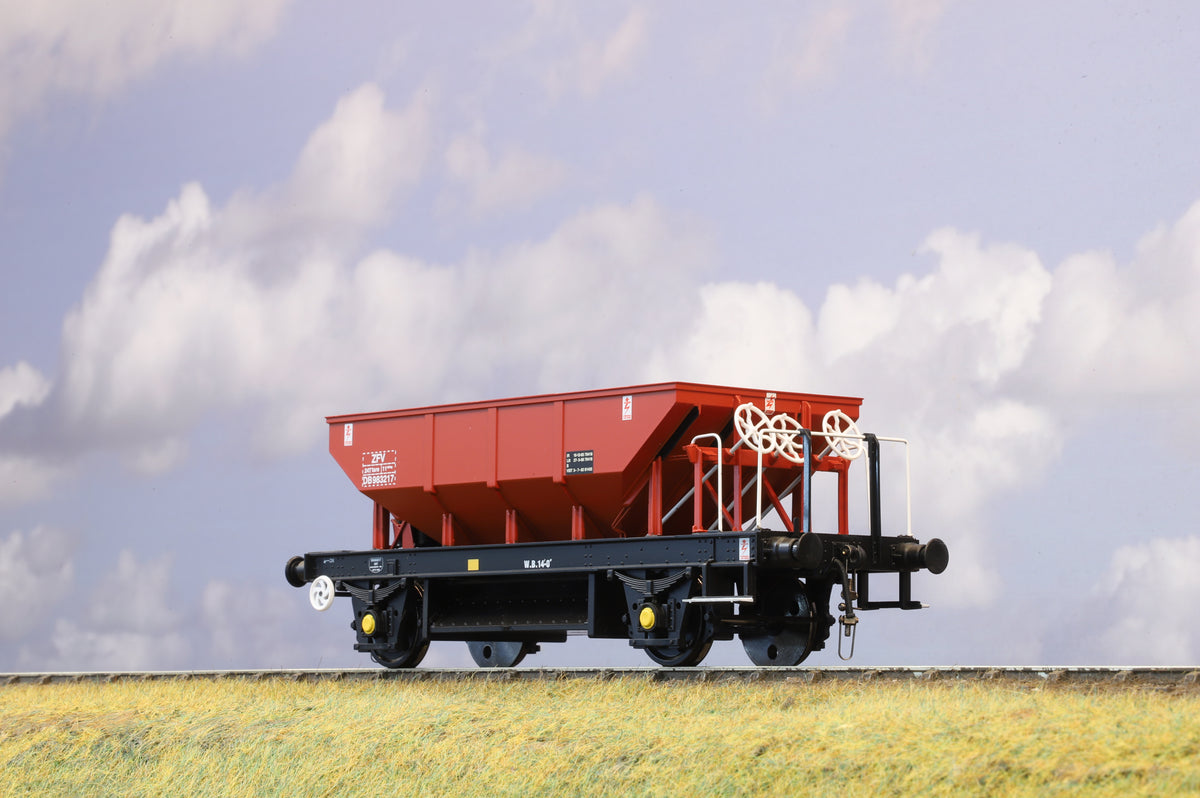 Heljan Finescale O Gauge ZFV &#39;Dogfish&#39; Ballast Hopper BR Gulf Red No.DB983217